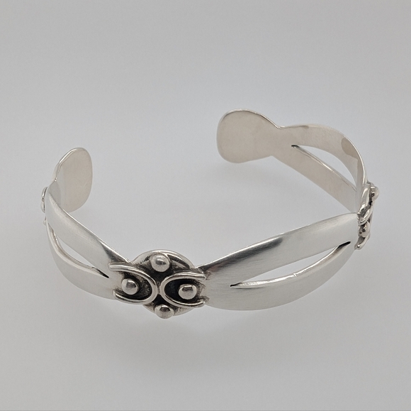 Vintage Sterling Silver Taxco Cuff - Picture 2 of 10